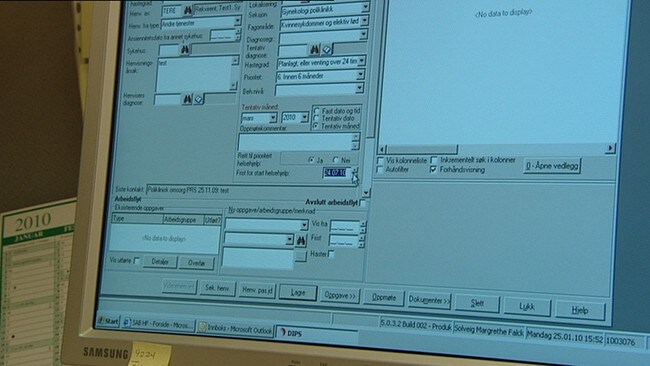 Pasientjournal (Foto: Kar Løberg Skår/NRK)