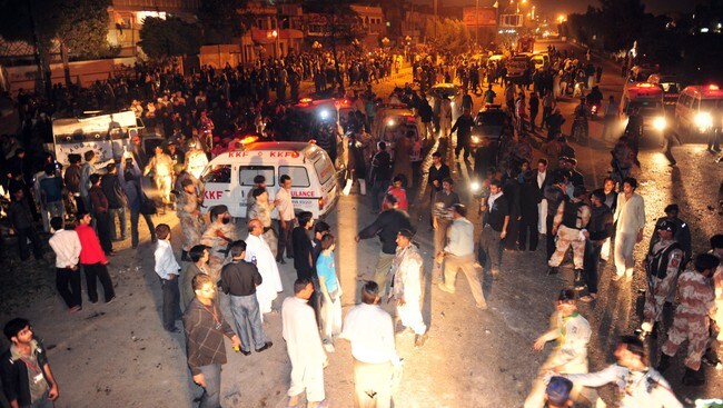 Selvmordsangrep i Pakistan (Foto: ASIF HASSAN/Afp) Selvmordsangrep i Pakistan (Foto: ASIF HASSAN/Afp)