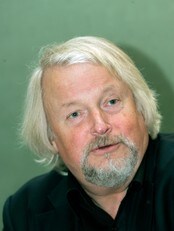 Generalsekretær Per Edgar Kokkvold i Norsk Presseforbund (Foto: Bendiksby, Terje/SCANPIX) Generalsekretær Per Edgar Kokkvold i Norsk Presseforbund (Foto: Bendiksby, Terje/SCANPIX)