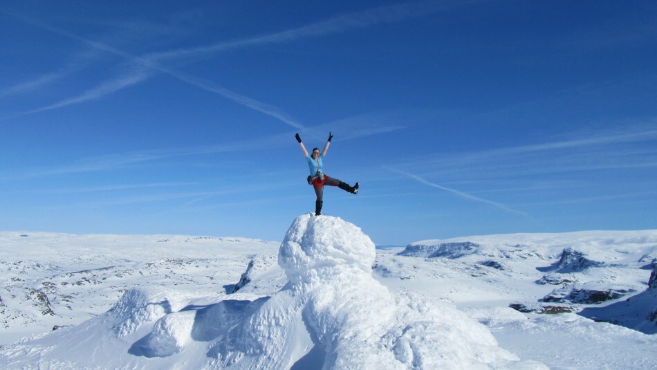 Toppglede på Kyrkjedørsnuten i Skarvheimen søndag 11. april 2010