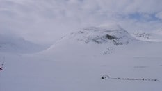 Sylmassivet sett fra Sylstasjonen i Sverige