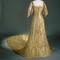 Dronning Mauds kroningskjole fra 1906. Laget av motehuset Vernon I London I samarbeid med Silkehuset I Kristiania. 
Foto: Teigens Fotoatelier AS. Nasjonalmuseet for kunst arkitektur og design 
