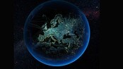Vårt teknologiske avtrykk - Den kanadiske antropologen Felix Pharand-Deschenes har laga ein video som viser korleis menneskeleg teknologi påverkar planeten vår i form av eit edderkoppnett av vegar, jernbanelinjer, luftfartsårer og kablar.
