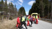 Sykkelvelt på Moskog - 



To vart sende til Førde sentralsjukehus etter sykkelvelten på E39 ved Moskog i samband med sykkelrittet Jølster Rundt.
