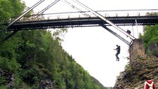 Per Olav Alvestad pendelhopp (NRK) Per Olav Alvestad pendelhopp (NRK)