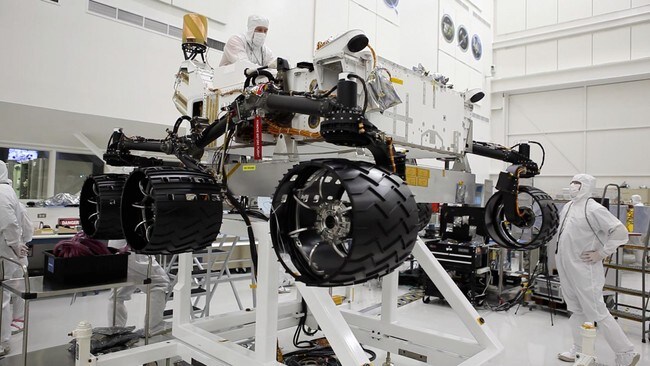Hjulene på Mars-roboten Curiosity testes (NASA) Hjulene på Mars-roboten Curiosity testes (NASA)