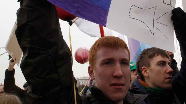 Homo-aktivister i Russland (Foto: ALEXANDER DEMIANCHUK/Reuters) Homo-aktivister i Russland (Foto: ALEXANDER DEMIANCHUK/Reuters)