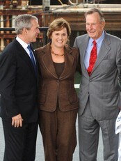George W. Bush, Doro Bush Koch og George W.H. Bush (Foto: ASH SEVERE/AP)