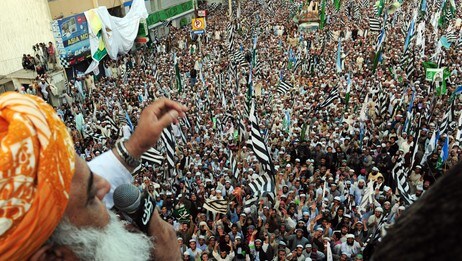 Maulana Fazalur Rehman (Foto: Asif Hassan/AFP) Maulana Fazalur Rehman (Foto: Asif Hassan/AFP)