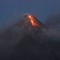 Lava på vei ned fra toppen av Mayon. Lava på vei ned fra toppen av Mayon.
