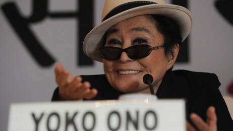 Yoko Ono i New Delhi (Foto: ROBERTO SCHMIDT/Afp)