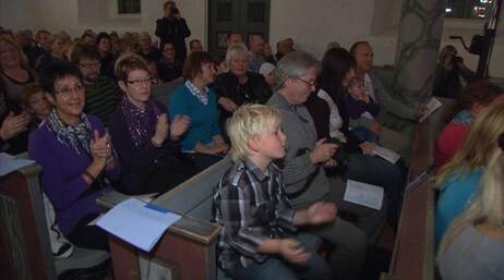 Dansebandgudstjeneste (Foto: Bent Lindsetmo/NRK)