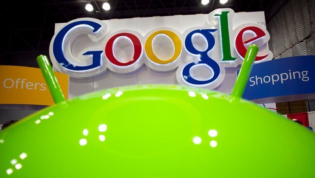 Google-logoen bak Googles Android-robot (Foto: Mark Lennihan/Ap) Google-logoen bak Googles Android-robot (Foto: Mark Lennihan/Ap)