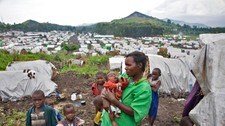 På flukt i Kivuprovinsen i Kongo (Foto: Truls Brekke/SCANPIX)