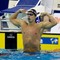 Alexander Dale Oen vant gull på 100 meter bryst finale, under verdensmesterskapet i svømming i Shanghai. Han tok dermed Norges første VM-medalje i svømming. 