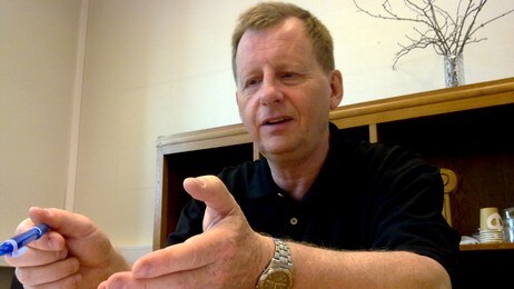 Ronnie Brorsson er ordfører i Strömstad (Foto: Lotte Olsen/NRK) Ronnie Brorsson er ordfører i Strömstad (Foto: Lotte Olsen/NRK)