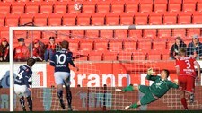 André Danielsen bommer på straffe mot Brann (Foto: Hommedal, Marit/NTB scanpix) André Danielsen bommer på straffe mot Brann (Foto: Hommedal, Marit/NTB scanpix)