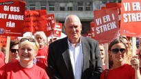 Roar Flåthen youngstorget streik (Foto: Hans Erik Weiby/NRK)