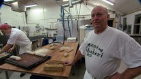 Baker og eier av Moss finbakeri, Tor Lund. (Foto: Christian Nygaard-Monsen/NRK) Baker og eier av Moss finbakeri, Tor Lund. (Foto: Christian Nygaard-Monsen/NRK)