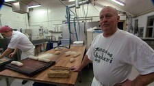 Baker og eier av Moss finbakeri, Tor Lund. (Foto: Christian Nygaard-Monsen/NRK)