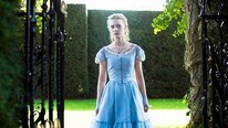 Mia Wasikowska i «Alice i Eventyrland» (Foto: Walt Disney Studios Motion Pictures Norway)