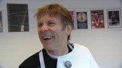 Iron Maiden-vokalist mot Bartosz Piasecki  - Iron Maiden-vokalisten Bruce Dickinson møtte fredag sølvvinner Bartosz Piasecki til fektekamp i Oslo.