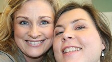 Tine Skolmen og Siv Wammer (Foto: Tine og Siv/NRK) Tine Skolmen og Siv Wammer (Foto: Tine og Siv/NRK)