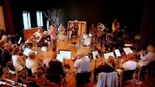 Sula Art Ensemble (Foto: S.E. Giskegjerde/Sunnmørsposten) Sula Art Ensemble (Foto: S.E. Giskegjerde/Sunnmørsposten)