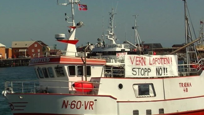 Demonstrasjoner mot seismikk (Foto: Jens Kyed/NRK)