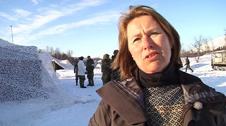 Grete Faremo på Cold Response (Foto: Nils Mehren/NRK) Grete Faremo på Cold Response (Foto: Nils Mehren/NRK)