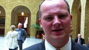 Slik reagerer Frp på revidert nasjonalbudsjett - - De bruker ikke det handlingsrommet som finnes i norsk økonomi, sier Ketil Solvik-Olsen (Frp).