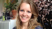 Den kenyanske kafédraumen, reportasje i Ekko NRK P2 11.11.13 - Er du ein av dei som berre må ha kaffi om morgonen? Kjersti Stokka elskar kaffi, faktisk så mykje at ho har bestemt seg for å starte kafé i Kenya, ein av verdas mest anerkjente kaffiprodusentar. Men korleis skal ho greie å selje kaffi i eit land som ikkje har kaffi- og kafékulturen me er vane med i Noreg?