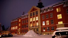 Kongsbakken videregående skole (Foto: Rune Stoltz Bertinussen/Scanpix) Kongsbakken videregående skole (Foto: Rune Stoltz Bertinussen/Scanpix)