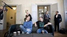 Fredrik Neijk og Peter Sunde (Foto: JONATHAN NACKSTRAND/Afp) Fredrik Neijk og Peter Sunde (Foto: JONATHAN NACKSTRAND/Afp)