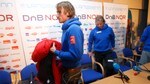 Petter Northug og Åge Skinstad forlater pressekonferansen