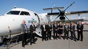 Her får flyet namnet "Førde" - Her landar Widerøeflyet til sin eigen dåpsdag på Førde lufthamn Bringeland.