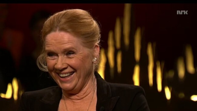 Liv Ullmann innrømmer Kiss-romanse på Skavlan (NRK) Liv Ullmann innrømmer Kiss-romanse på Skavlan (NRK)