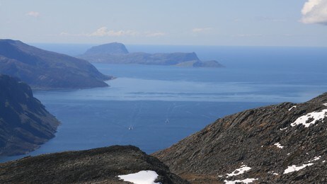 Frøysjøen i Bremanger sett frå tur til Hornelen (Foto: Kjell Arvid Stølen/NRK) Frøysjøen i Bremanger sett frå tur til Hornelen (Foto: Kjell Arvid Stølen/NRK)