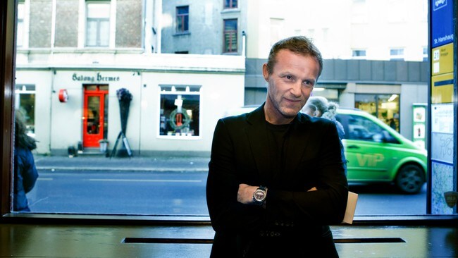 Forfatter Jo Nesbø (Foto: Roald, Berit/NTB scanpix) Forfatter Jo Nesbø (Foto: Roald, Berit/NTB scanpix)