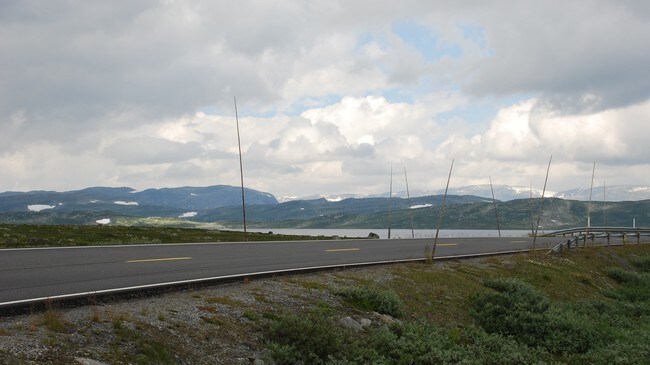 Riksvei sju over Hardangervidda (Foto: Sissel Andersen/NRK) Riksvei sju over Hardangervidda (Foto: Sissel Andersen/NRK)