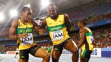 Yohan Blake og Usain Bolt (Foto: KAI PFAFFENBACH/Reuters)