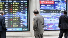 Nikkei-indeksen (Foto: Katsumi Kasahara/AP) Nikkei-indeksen (Foto: Katsumi Kasahara/AP)