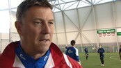 Viking-trenar Kjell Jonevret om serieopninga - Fredag spelar Kjell Jonevret sitt Viking mot Molde på heimebane. Ein kamp Viking normalt sett plar ha kontroll på.