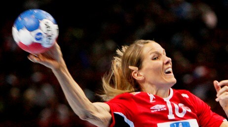 Gro Hammerseng i aksjon mot Korea (Foto: Larsen, Håkon Mosvold/SCANPIX)