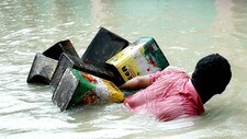 Flaum i Sirajigonj-distriktet, Bangladesh (Foto: SK AZAM/AFP)