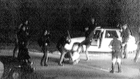 Rodney King ble slått med køller (Foto: George Holliday/Ap) Rodney King ble slått med køller (Foto: George Holliday/Ap)