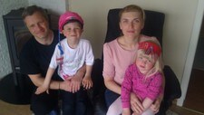 Polsk familie i Ulsteinvik (Foto: Hans Olav Rise/NRK)