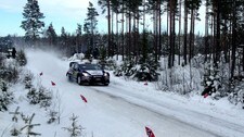 Mads Østberg i Rally Sverige 2013 (Foto: Espen Torgersen/NRK) Mads Østberg i Rally Sverige 2013 (Foto: Espen Torgersen/NRK)