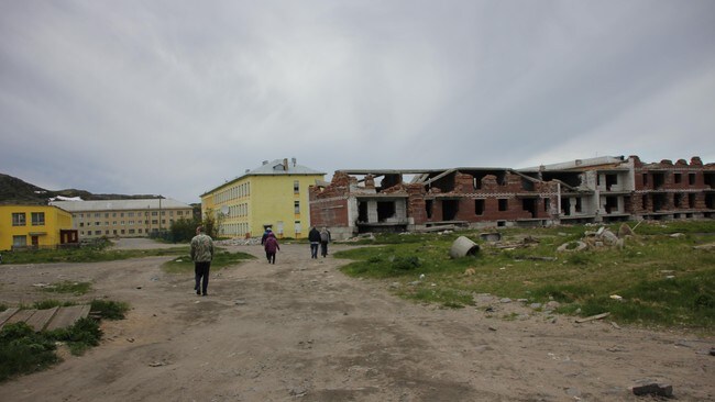 Lodeinoje, Teriberka, Russland (Foto: Dan Robert Larsen/NRK) Lodeinoje, Teriberka, Russland (Foto: Dan Robert Larsen/NRK)