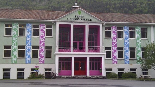 Stryn ungdomsskule (Foto: Jan Ivar Vik)